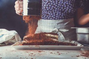 Khuôn Inox Làm Bánh: Bí Quyết Chinh Phục Tiramisu, Bông Lan Chuẩn Tiệm Tại Nhà